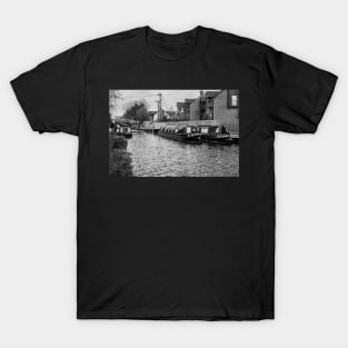 Canalside Moorings At Newbury T-Shirt